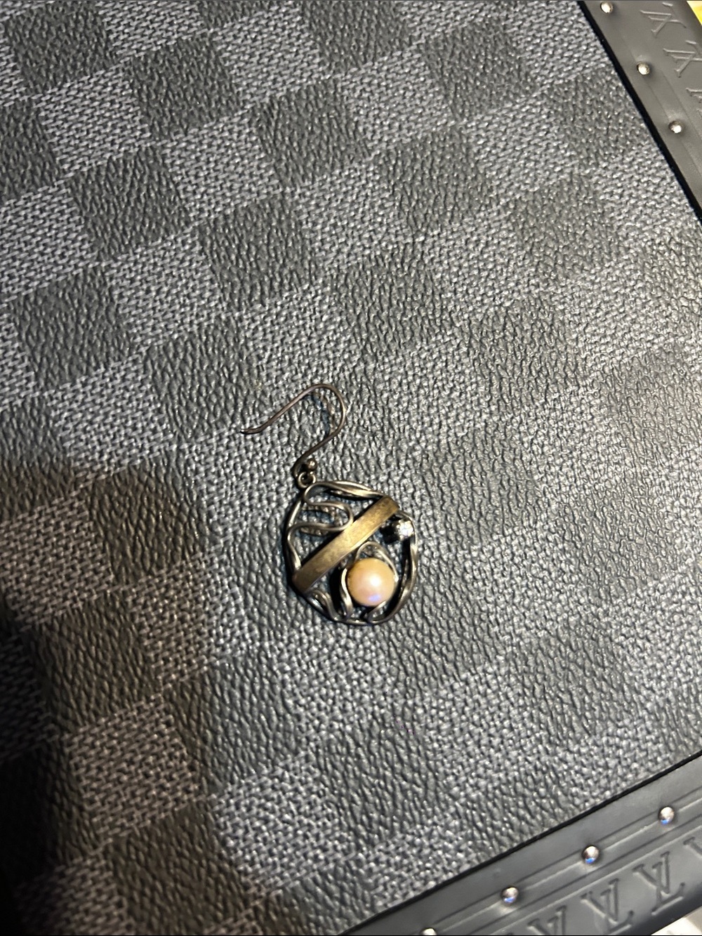 Handcrafted Black and Gold Filigree Drop Earring with Peach Accent